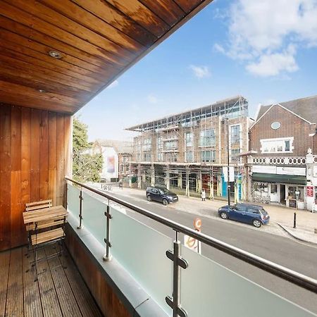 Pleasing 2Bed Flat 10Min To Wimbledon Tennis Court London Exterior photo