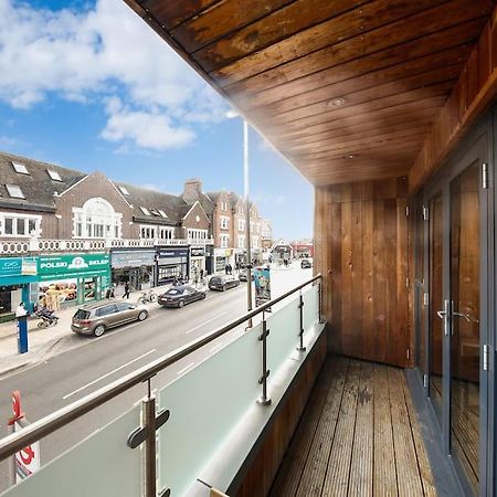 Pleasing 2Bed Flat 10Min To Wimbledon Tennis Court London Exterior photo