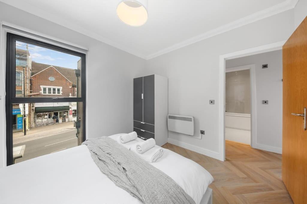Pleasing 2Bed Flat 10Min To Wimbledon Tennis Court London Exterior photo