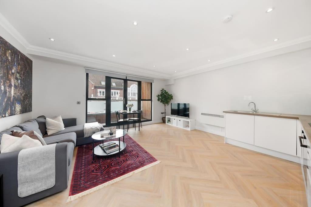 Pleasing 2Bed Flat 10Min To Wimbledon Tennis Court London Exterior photo